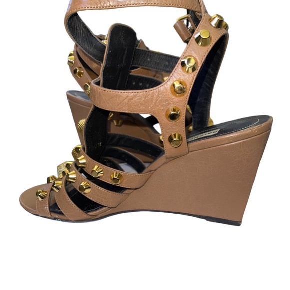 ⚜️BALENCIAGA STUDDED CAGED WEDGE SANDAL⚜️ - Picture 2 of 4